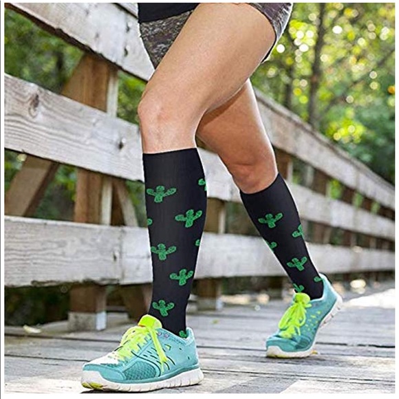 Women’s compression socks - Picture 2 of 5